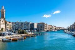 Sète bénéficie d’un réel engouement des acheteurs, notamment pour les résidences secondaires et les programmes situés en bord de canal ou à proximité des plages. © Pascale Gueret - Getty images