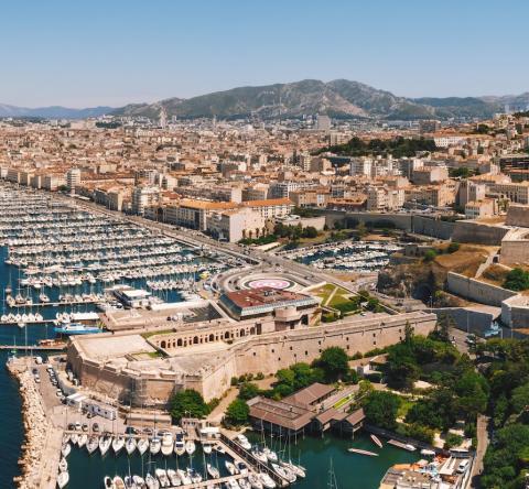 Vue aérienne du Vieux-Port de Marseille, France